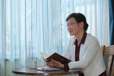 بتوجيه كلام الله، تغلَّبت على قمعِ قوى الظُّلمة لي